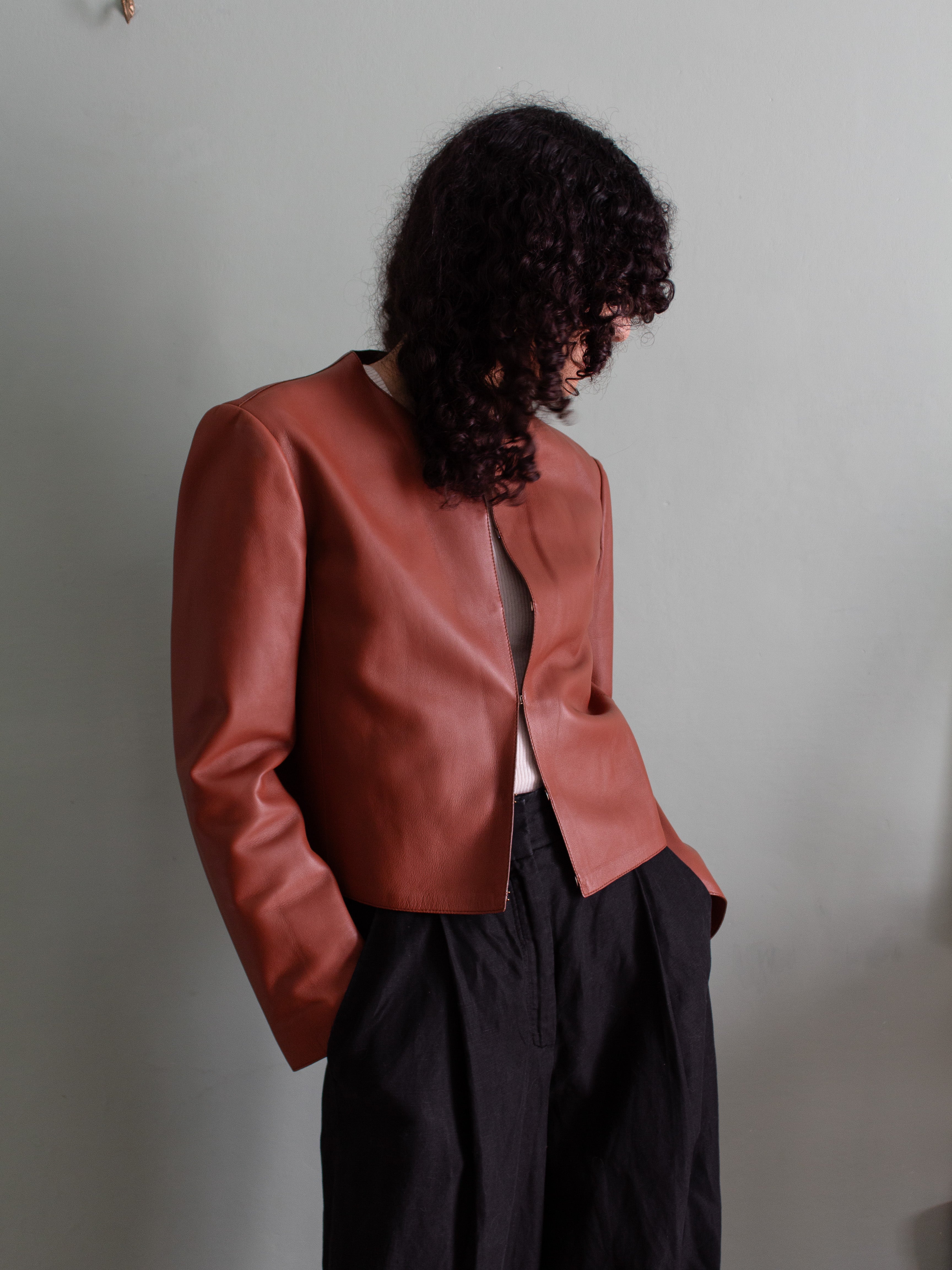 Giacca corta in pelle y2k